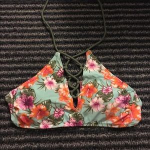 Halter bikini top